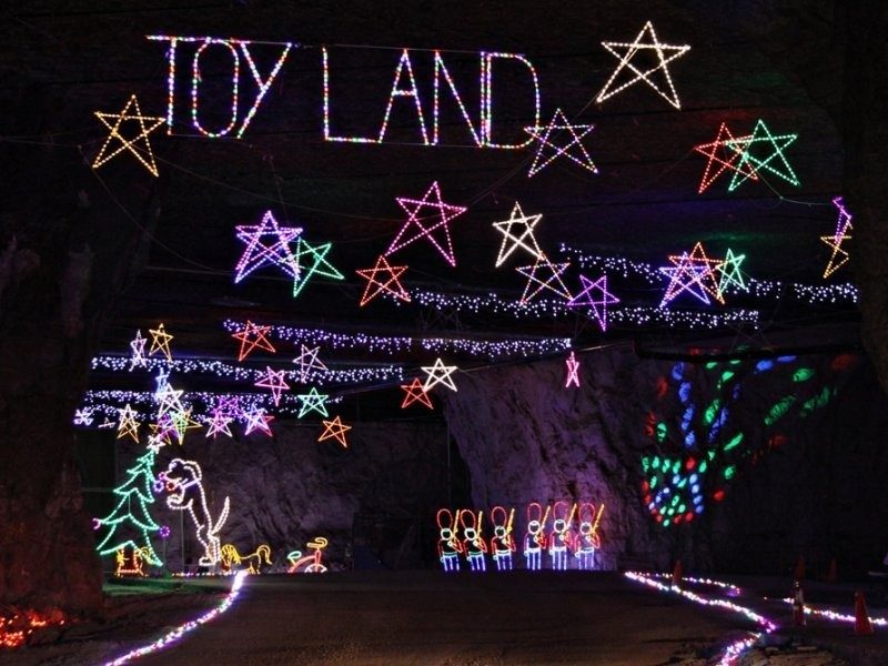 Lights Under Louisville Mega Cavern Should Be on Your Holiday Bucket