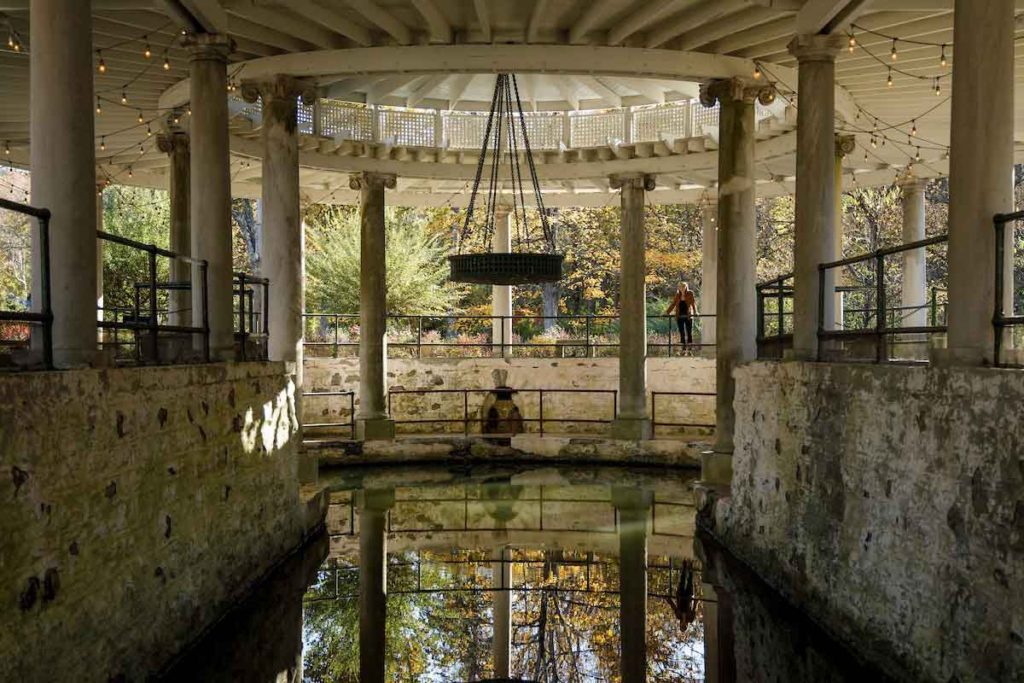 Castle-and-Key-Springhouse-Keyhole