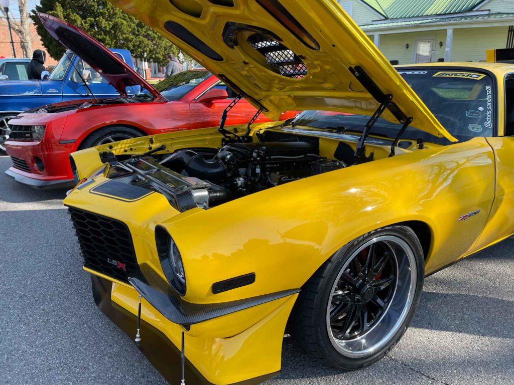 1971 Chevy Camaro Yellow Hot Rod