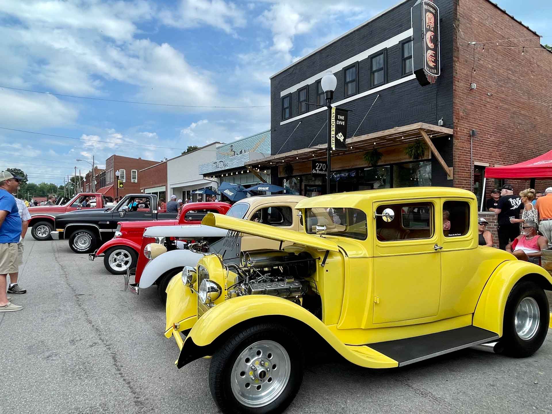 Kentucky Cars and Coffee: Every Car Show in the State - KY Supply Co